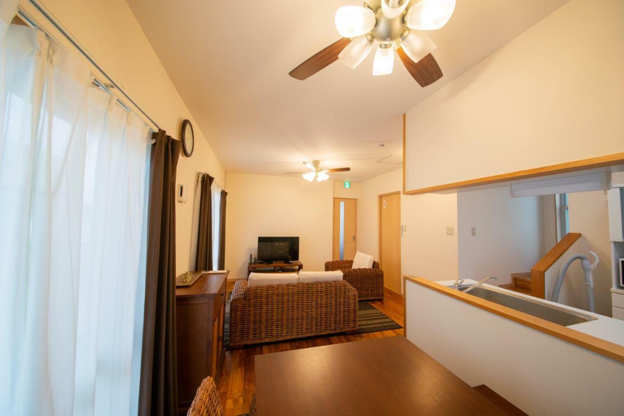 Pine House In Ishigaki Villa Ishigaki  Екстериор снимка